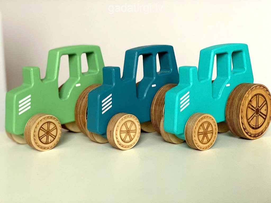 Rotaļlieta ''Traktors''