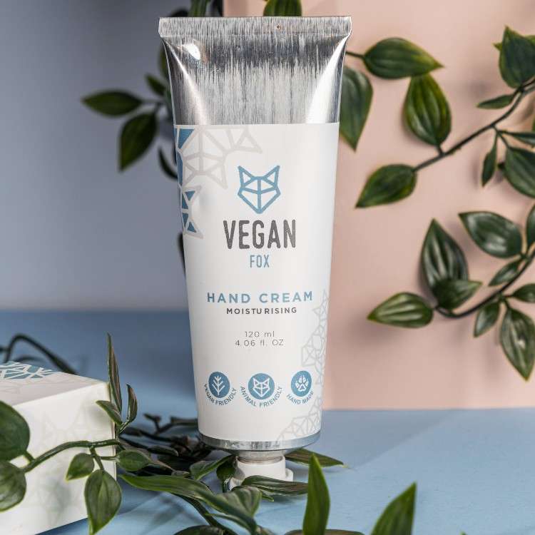 Vegan-Fox-41.jpg Mitrinošs roku krēms ar avokado eļļu, 120 ml