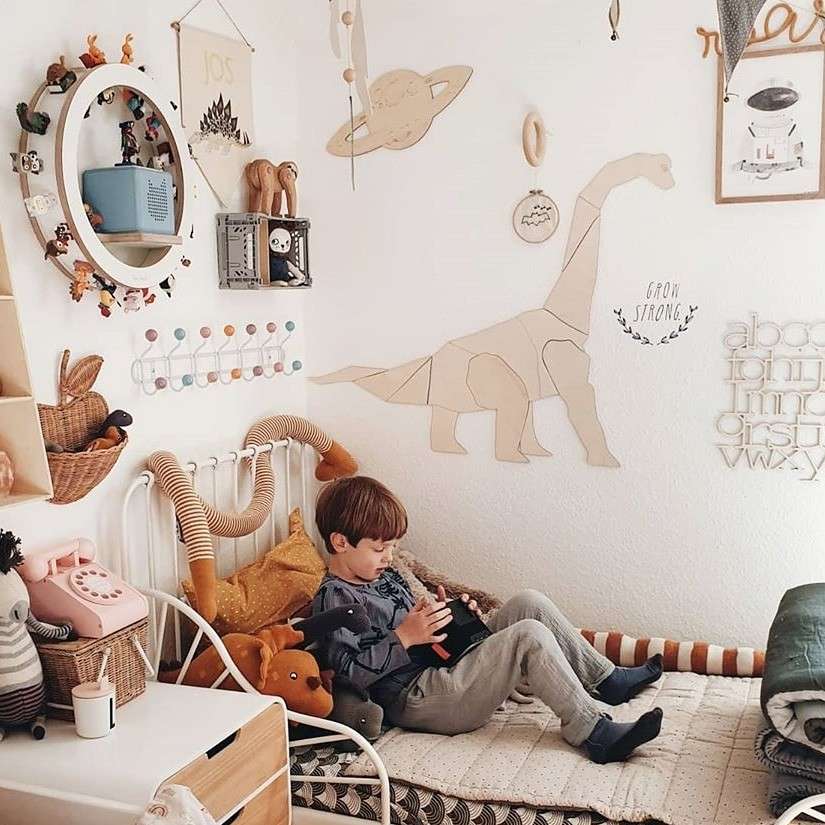 Origami diplodoka dinozaurs – koka sienas dekorācija, vidēja